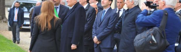 Cori di Voci Bianche per Mattarella :
coro di voci bianche per il presidente Mattarella 2