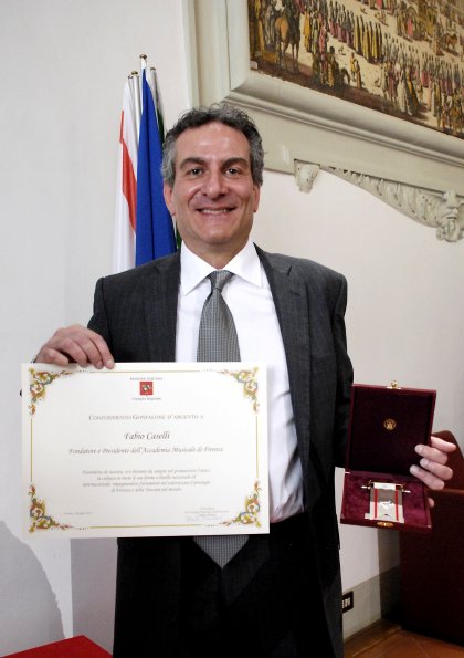 Premiazione Gonfalone d'argento a Fabio Caselli